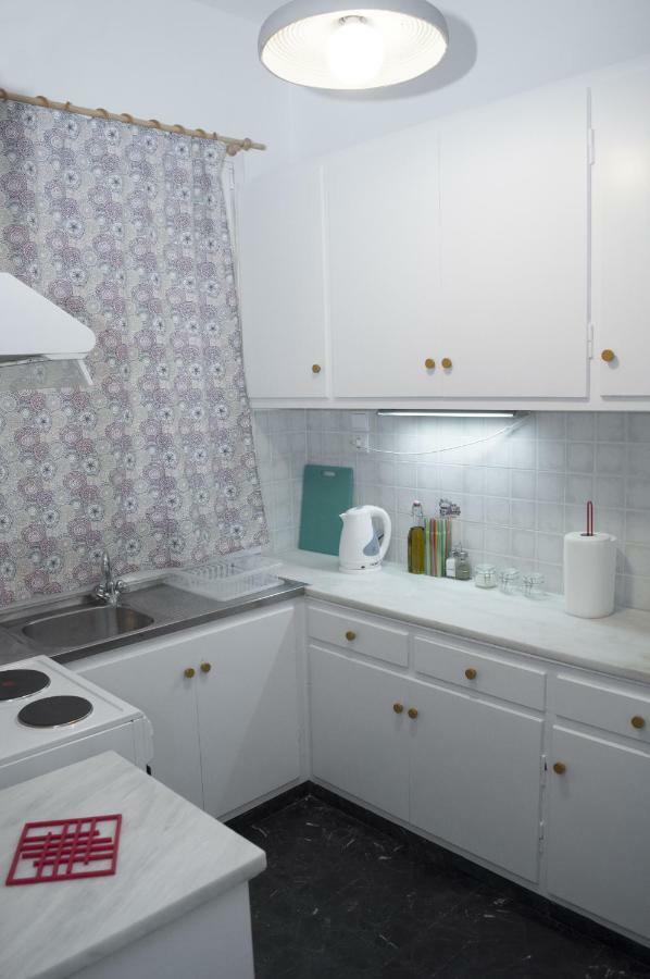 Modern Flat, Vibrant And Excellent Spot!! Daire Atina Dış mekan fotoğraf